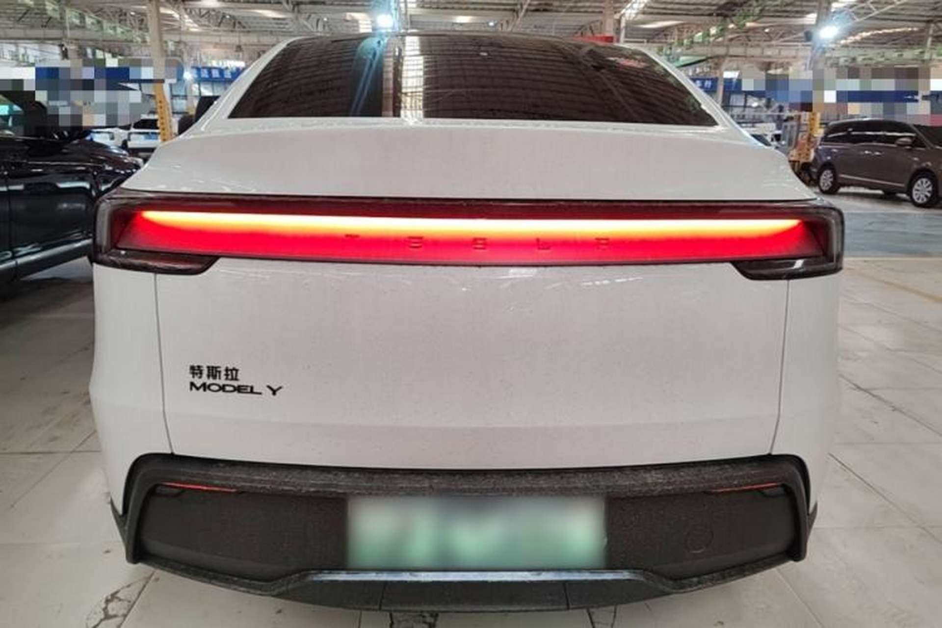 Used Tesla Model Y 2026 Rear-Drive Model Rear