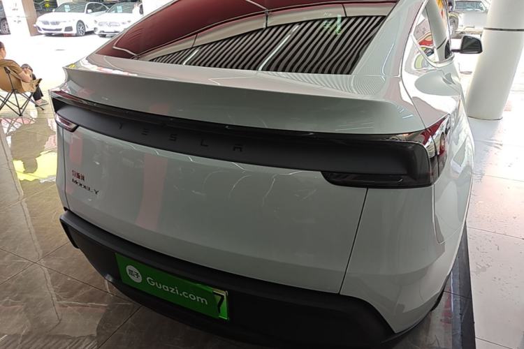 Used Tesla Model Y 2026 Rear-Drive Model Rear