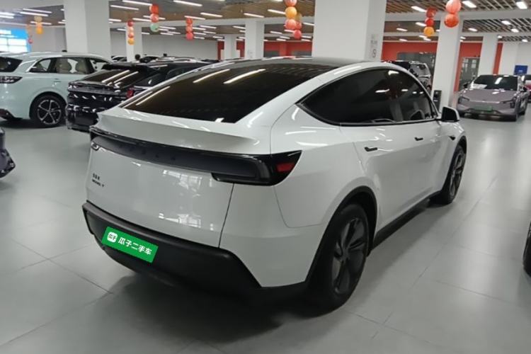 Used Tesla Model Y 2026 Rear-Drive Model Rear Right 45 Deg
