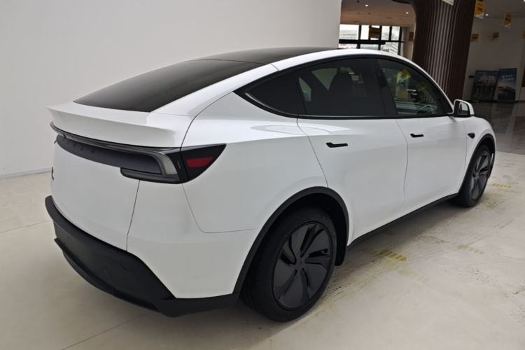 Used Tesla Model Y 2026 Rear-Drive Model Rear Right 45 Deg