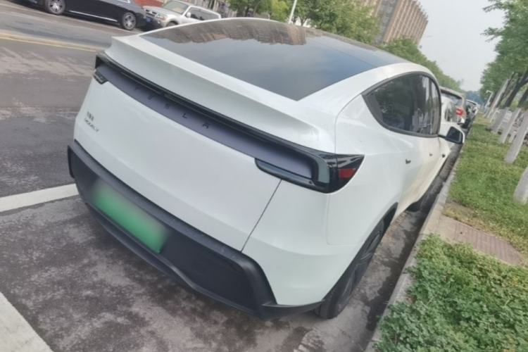 Used Tesla Model Y 2026 Rear-Drive Model Rear Right 45 Deg