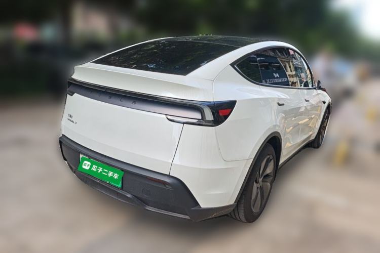 Used Tesla Model Y 2026 Rear-Drive Model Rear Right 45 Deg
