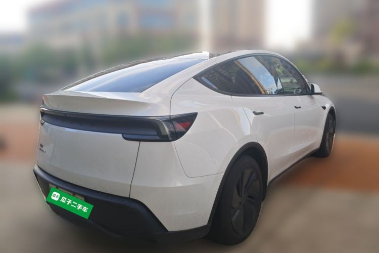 Used Tesla Model Y 2026 Rear-Drive Model Rear Right 45 Deg