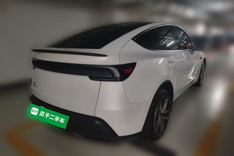 Used Tesla Model Y 2026 Rear-Drive Model Rear Right 45 Deg