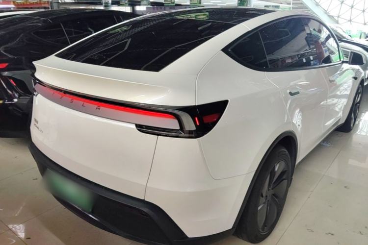 Used Tesla Model Y 2026 Model Long-Range Rear-Wheel-Drive Version Rear Right 45 Deg