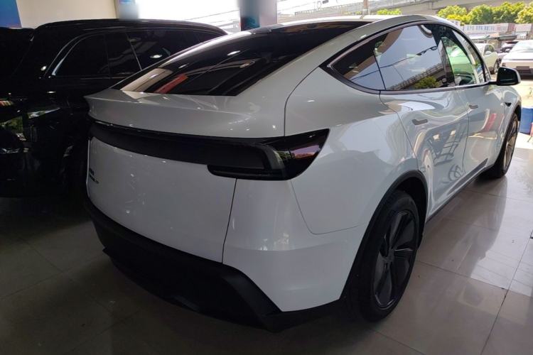 Used Tesla Model Y 2026 Long-Range All-Wheel-Drive Model Rear Right 45 Deg