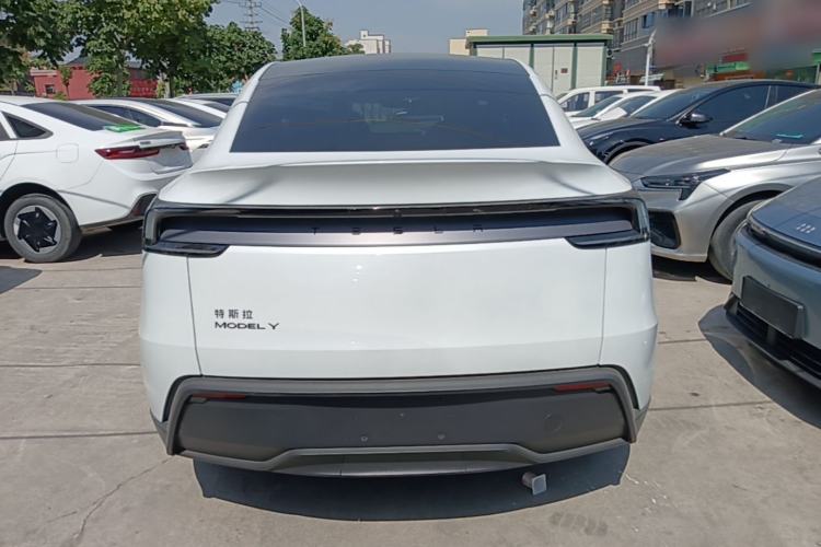 Used Tesla Model Y 2026 Rear-Drive Model Rear