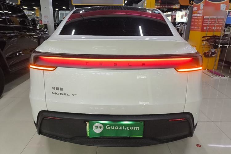 Used Tesla Model Y 2026 Long-Range All-Wheel-Drive Model Rear