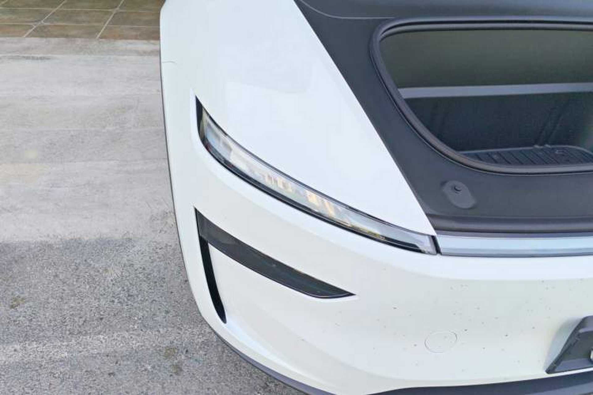 Used Tesla Model Y 2026 Rear-Drive Model Right Front Headlight