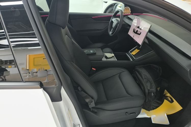 Used Tesla Model Y 2026 Rear-Drive Model Right Front Seat