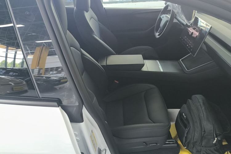 Used Tesla Model Y 2026 Long-Range All-Wheel-Drive Model Right Front Seat