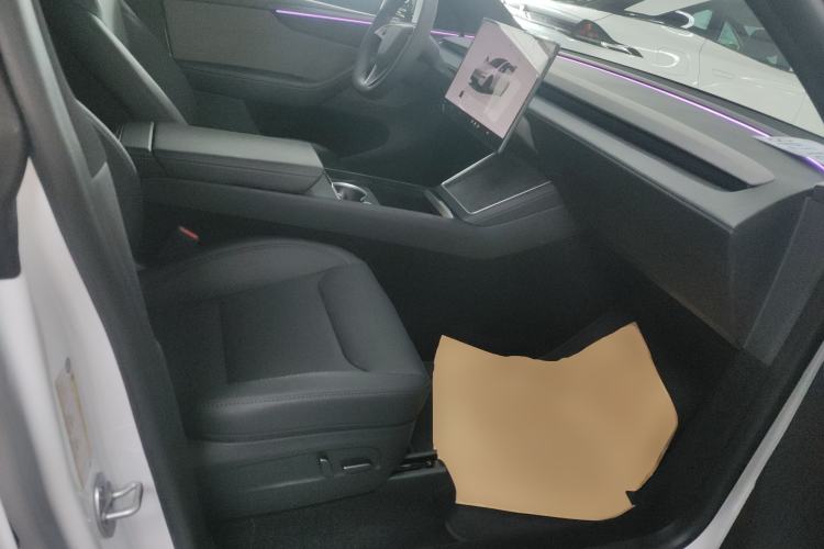 Used Tesla Model Y 2026 Rear-Drive Model Right Front Seat