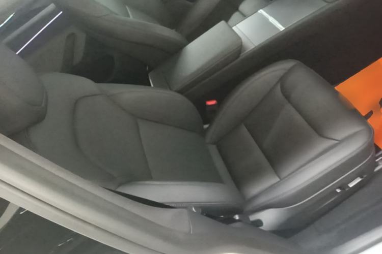 Used Tesla Model Y 2026 Rear-Drive Model Right Front Seat