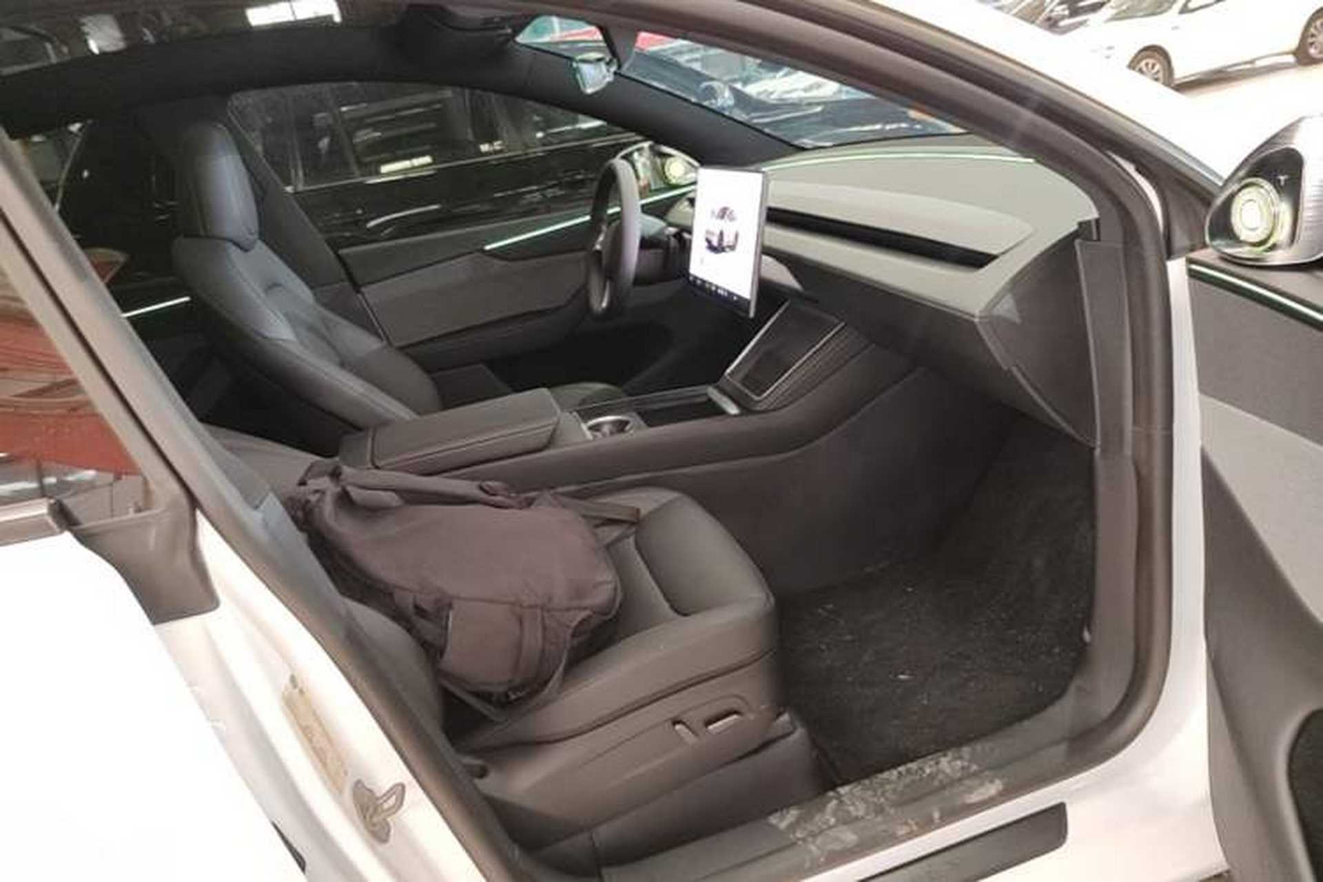 Used Tesla Model Y 2026 Rear-Drive Model Right Front Seat