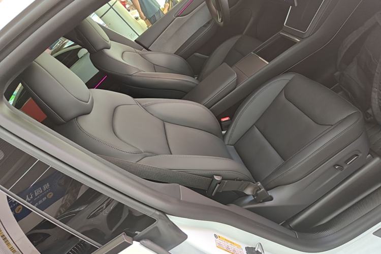Used Tesla Model Y 2026 Rear-Drive Model Right Front Seat