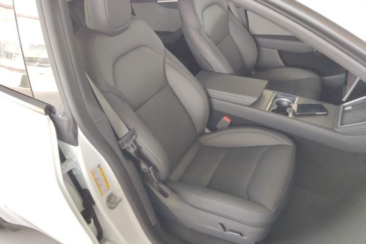 Used Tesla Model Y 2026 Rear-Drive Model Right Front Seat