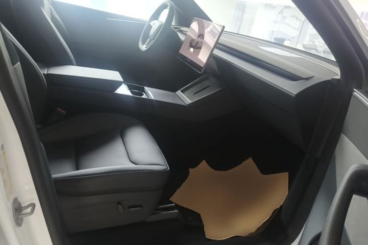 Used Tesla Model Y 2026 Rear-Drive Model Right Front Seat