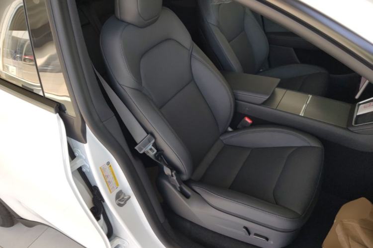 Used Tesla Model Y 2026 Long-Range All-Wheel-Drive Model Right Front Seat