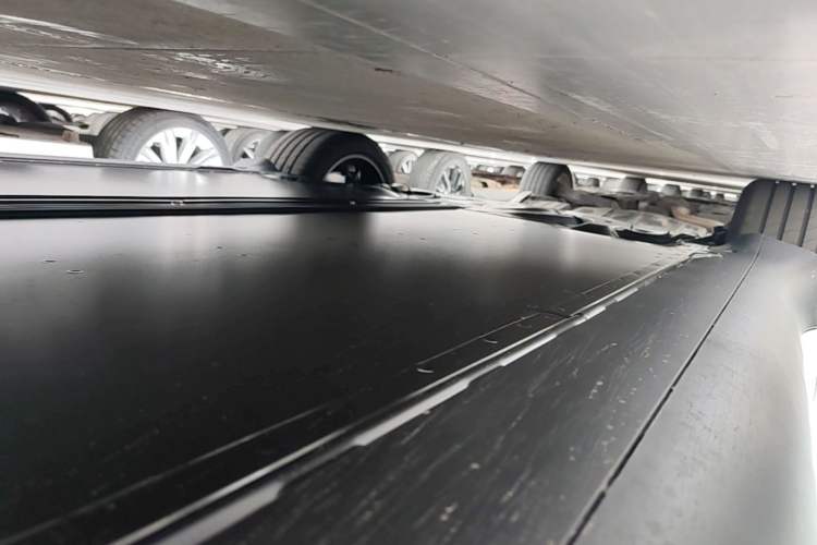 Used Tesla Model Y 2026 Rear-Drive Model Right Side Sill