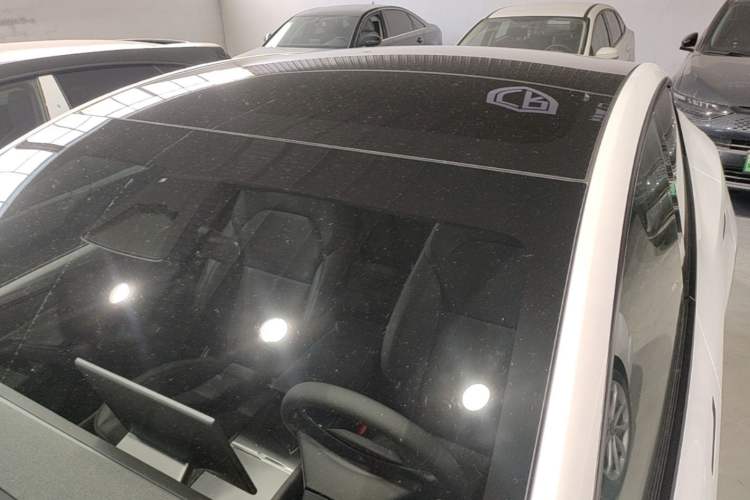 Used Tesla Model Y 2026 Facelifted Long-Range Rear-Drive Model Roof