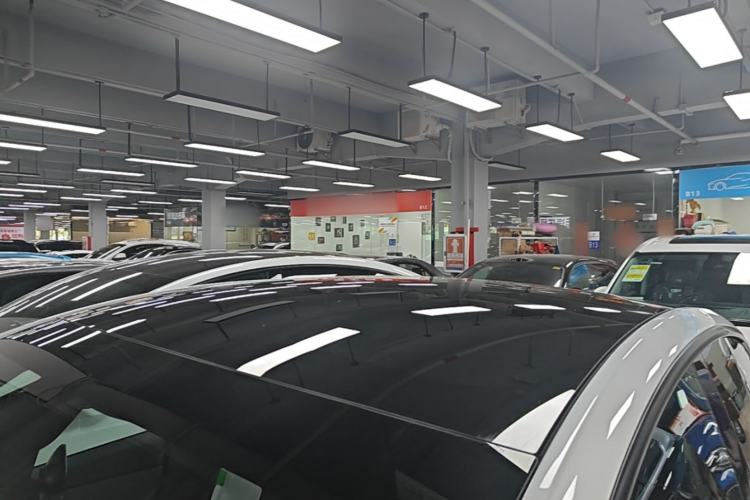 Used Tesla Model Y 2026 Rear-Drive Model Roof