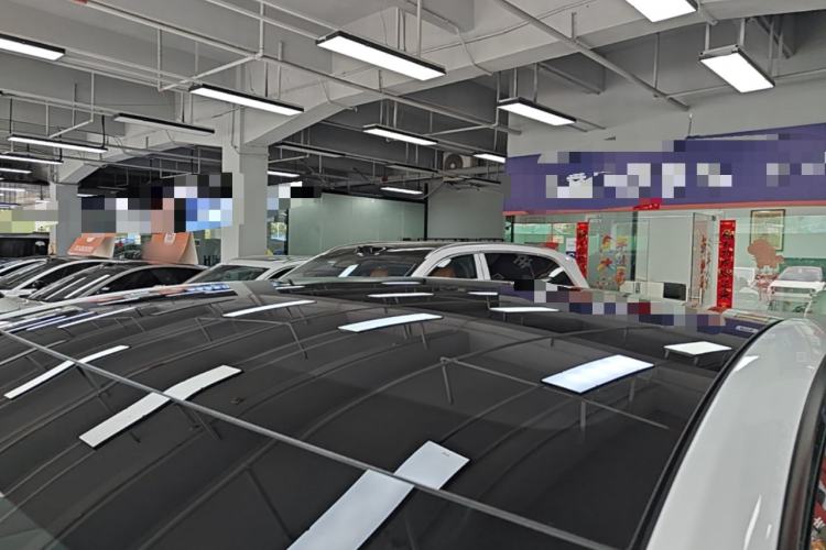 Used Tesla Model Y 2026 Rear-Drive Model Roof