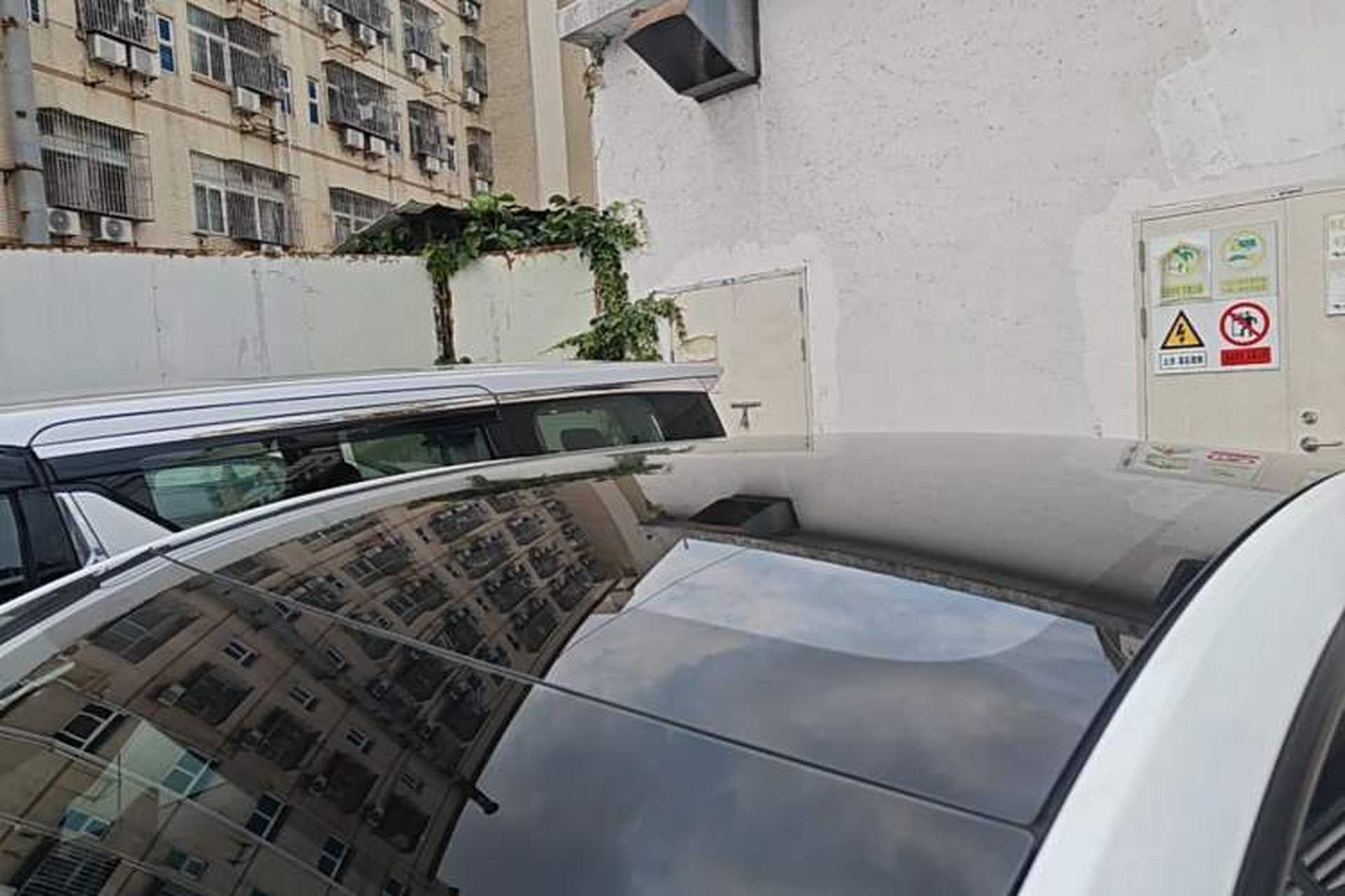 Used Tesla Model Y 2026 Rear-Drive Model Roof