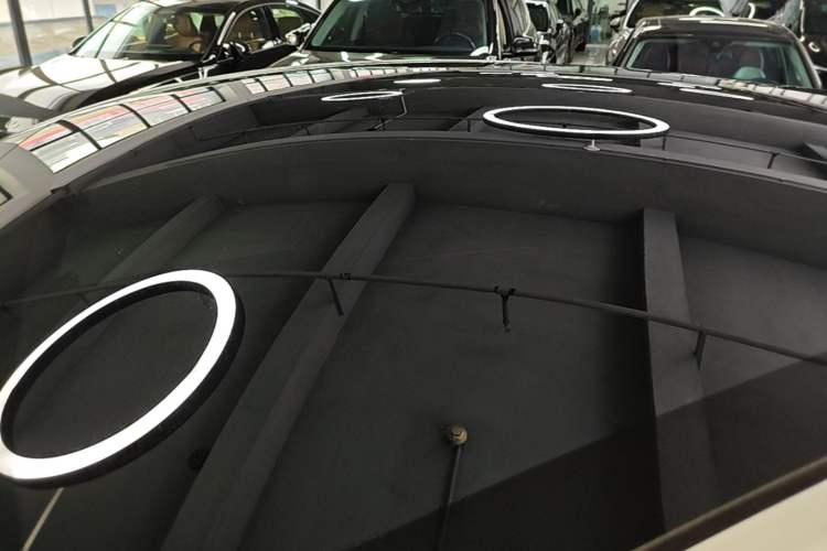 Used Tesla Model Y 2026 Rear-Drive Model Roof