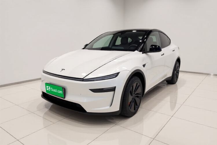 Tesla Model Y 2026 Rear-Drive Model