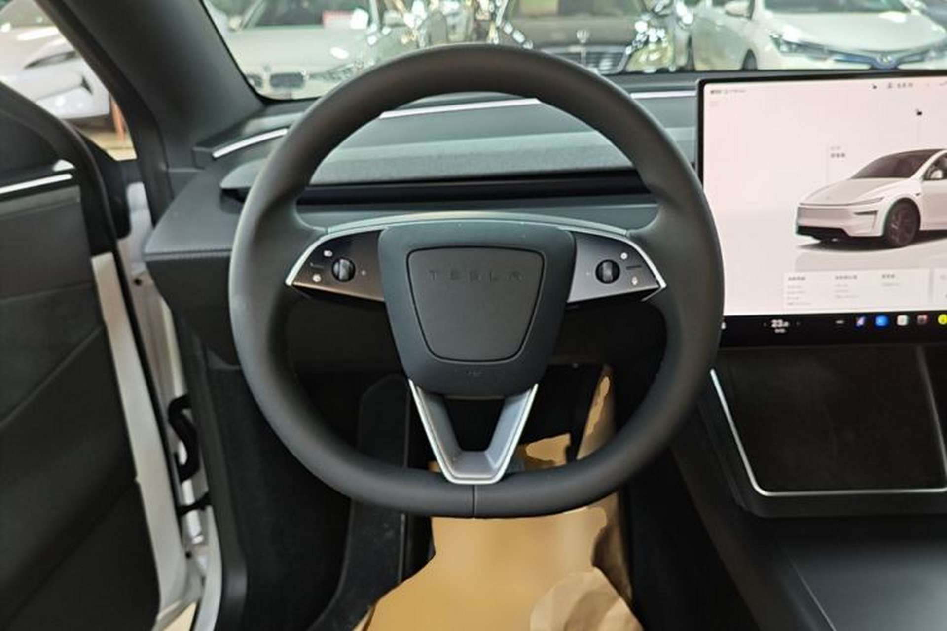 Used Tesla Model Y 2026 Long-Range All-Wheel-Drive Model Steering Wheel
