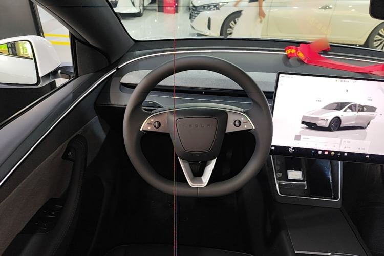 Used Tesla Model Y 2026 Rear-Drive Model Steering Wheel