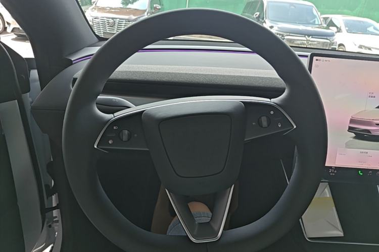 Used Tesla Model Y 2026 Rear-Drive Model Steering Wheel