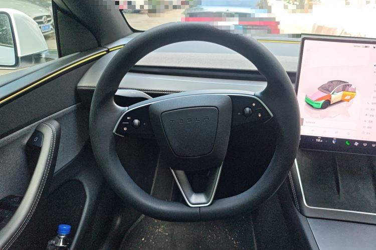 Used Tesla Model Y 2026 Rear-Drive Model Steering Wheel