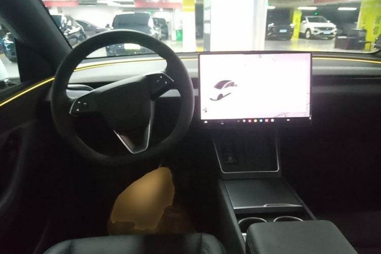 Used Tesla Model Y 2026 Rear-Drive Model Steering Wheel