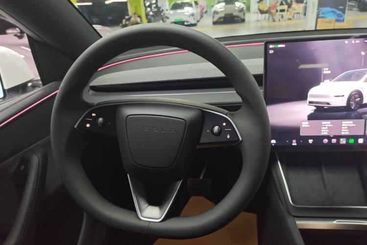Used Tesla Model Y 2026 Rear-Drive Model Steering Wheel