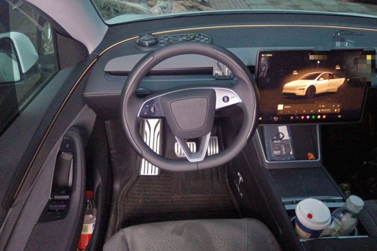 Used Tesla Model Y 2026 Model Long-Range Rear-Wheel-Drive Version Steering Wheel