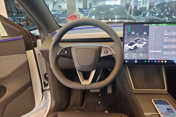 Used Tesla Model Y 2026 Rear-Drive Model Steering Wheel