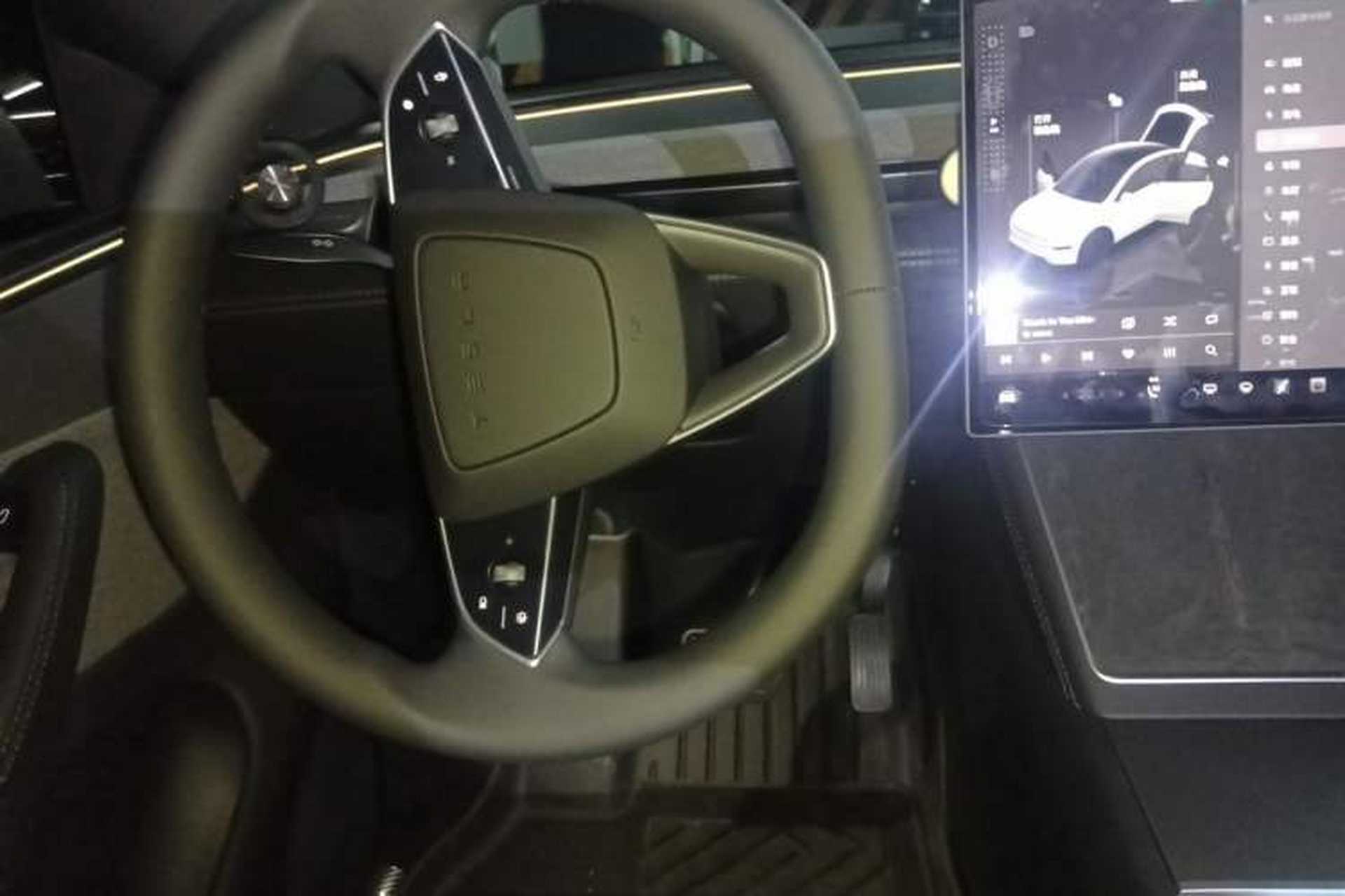Used Tesla Model Y 2026 Rear-Drive Model Steering Wheel