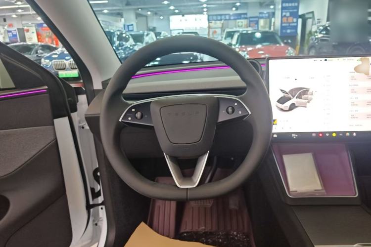Used Tesla Model Y 2026 Model Long-Range Rear-Wheel-Drive Version Steering Wheel