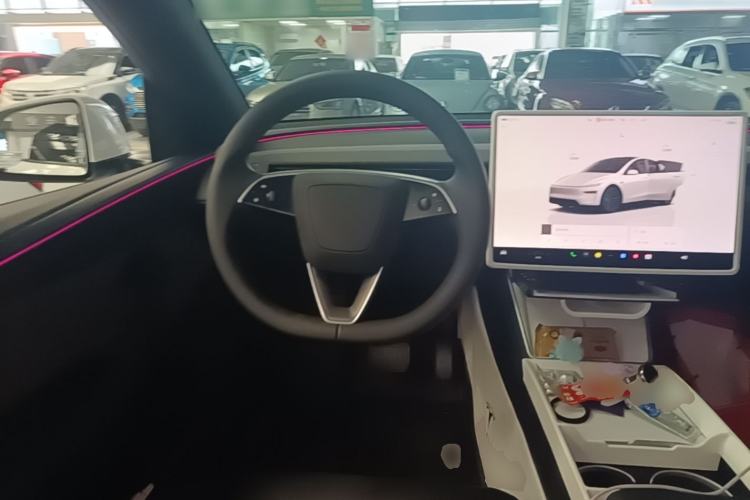 Used Tesla Model Y 2026 Model Long-Range Rear-Wheel-Drive Version Steering Wheel