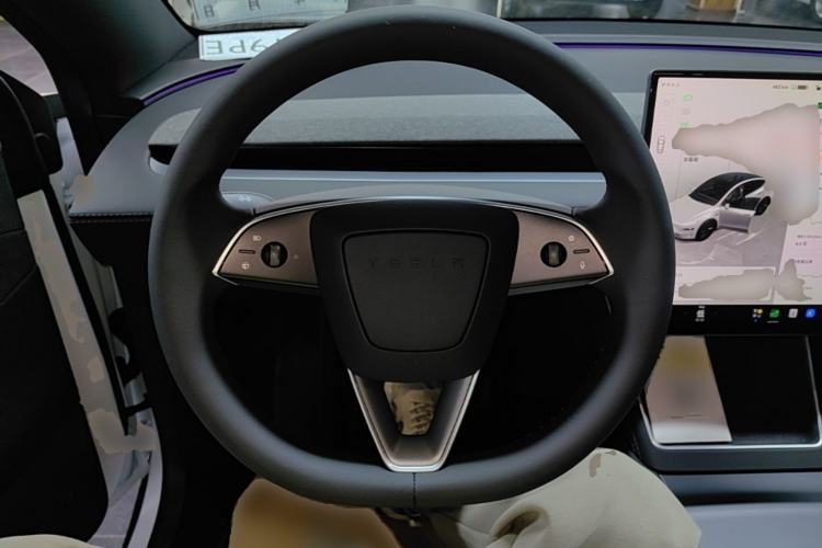 Used Tesla Model Y 2026 Long-Range All-Wheel-Drive Model Steering Wheel