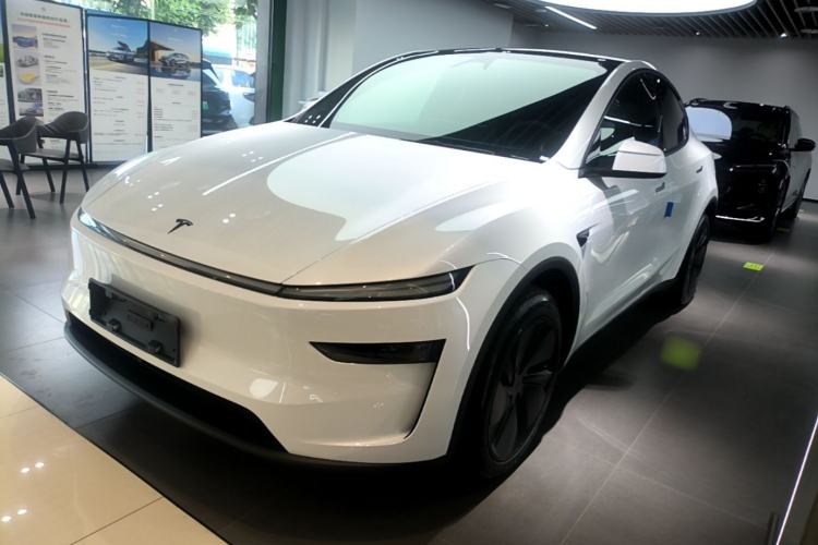 Tesla Model Y 2026 Rear-Drive Model