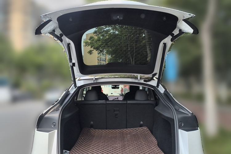 Used Tesla Model Y 2026 Model Long-Range Rear-Wheel-Drive Version Trunk