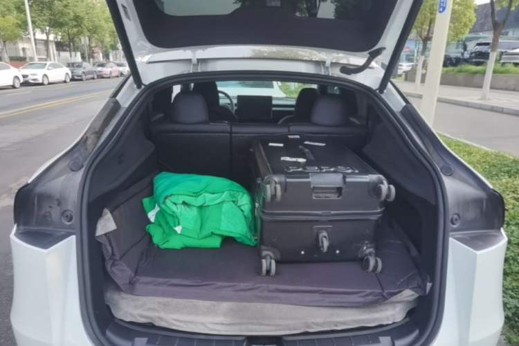 Used Tesla Model Y 2026 Rear-Drive Model Trunk