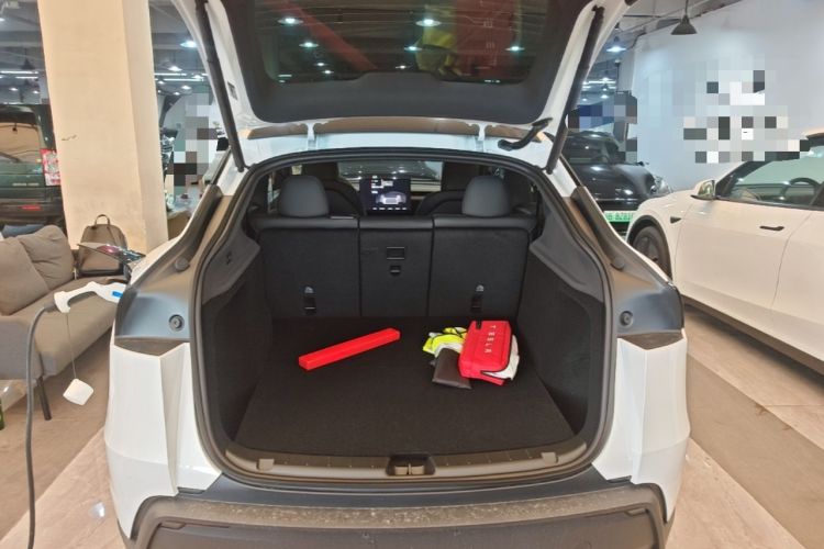 Used Tesla Model Y 2026 Rear-Drive Model Trunk