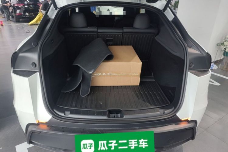 Used Tesla Model Y 2026 Rear-Drive Model Trunk