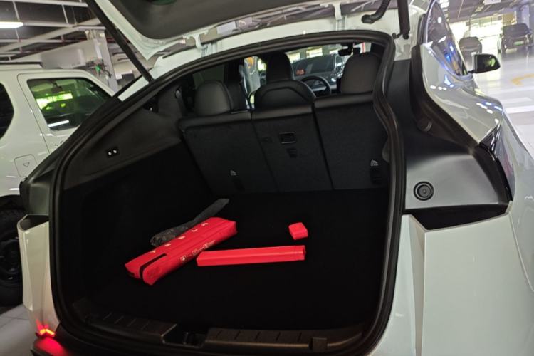 Used Tesla Model Y 2026 Rear-Drive Model Trunk