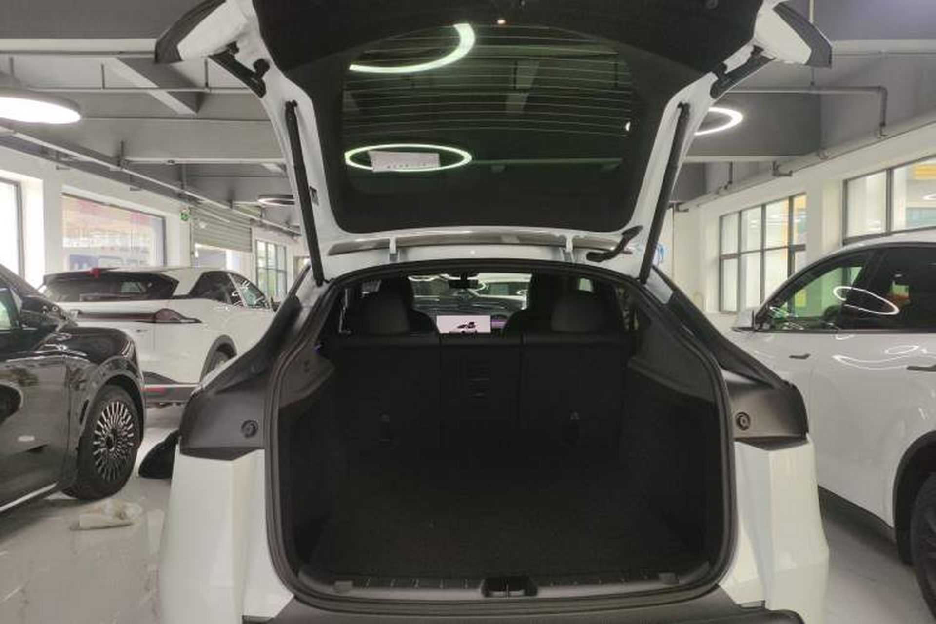 Used Tesla Model Y 2026 Rear-Drive Model Trunk