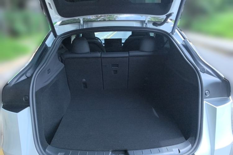 Used Tesla Model Y 2026 Rear-Drive Model Trunk