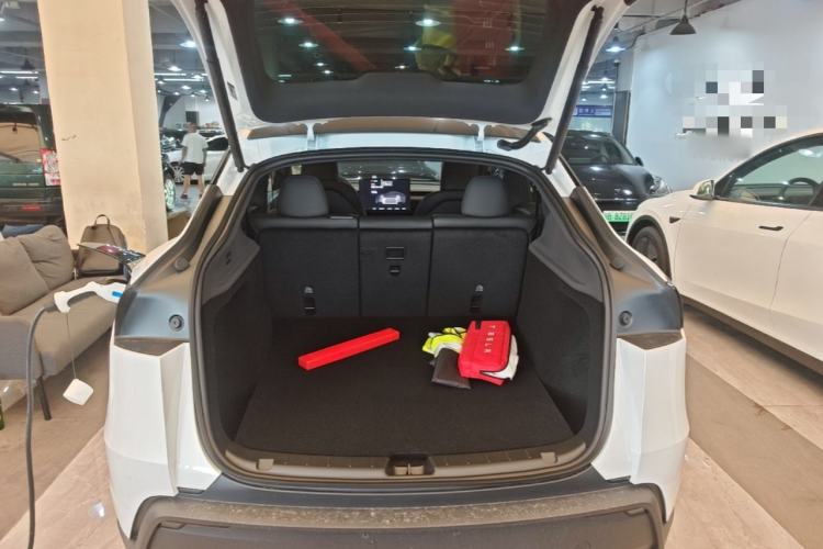 Used Tesla Model Y 2026 Rear-Drive Model Trunk